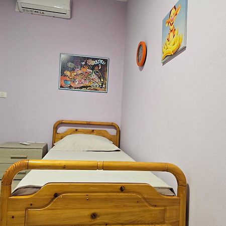 Bral Apartments 8 Two-Bedroom Beachfront Durrës 外观 照片
