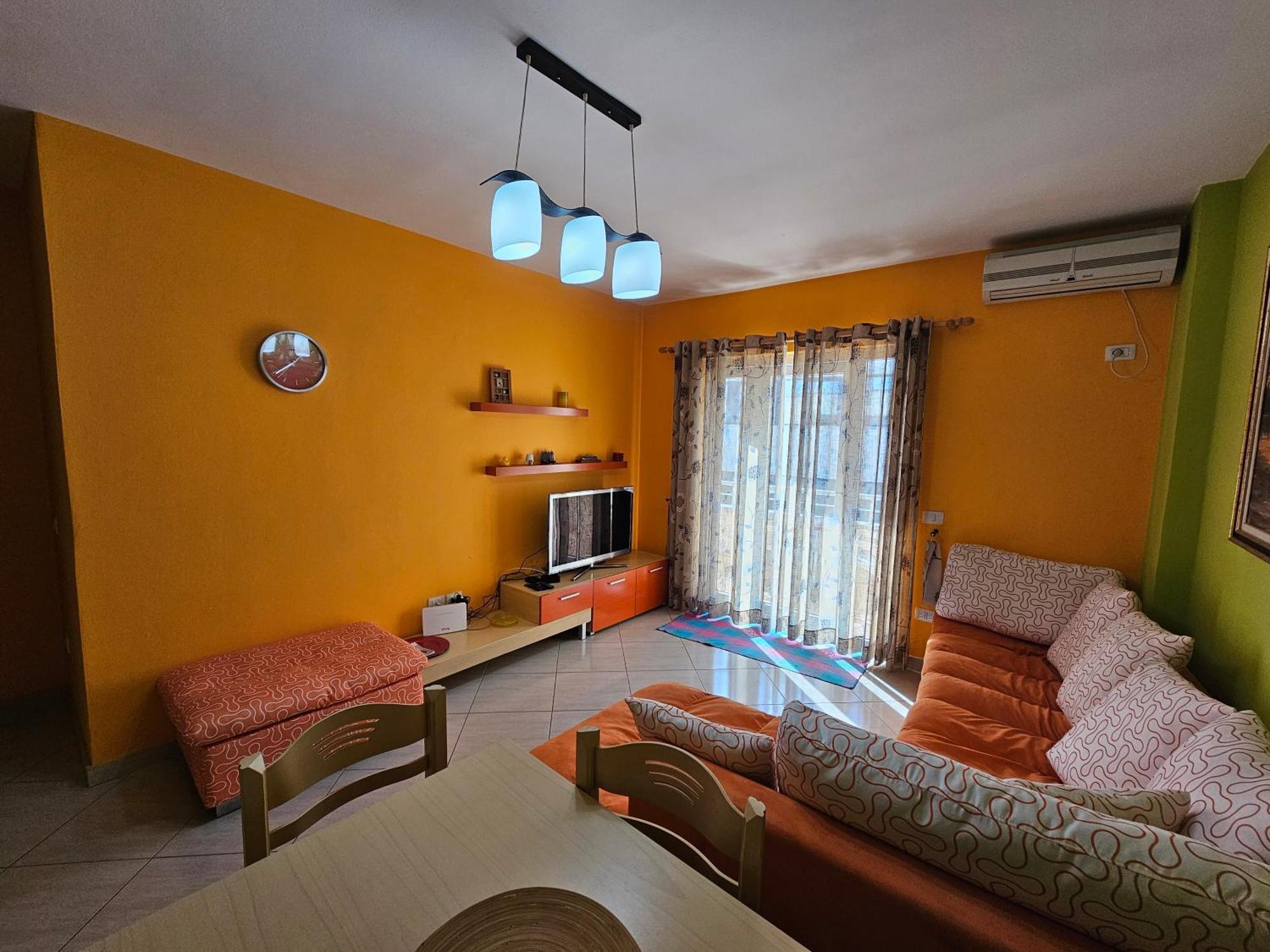 Bral Apartments 8 Two-Bedroom Beachfront Durrës 外观 照片