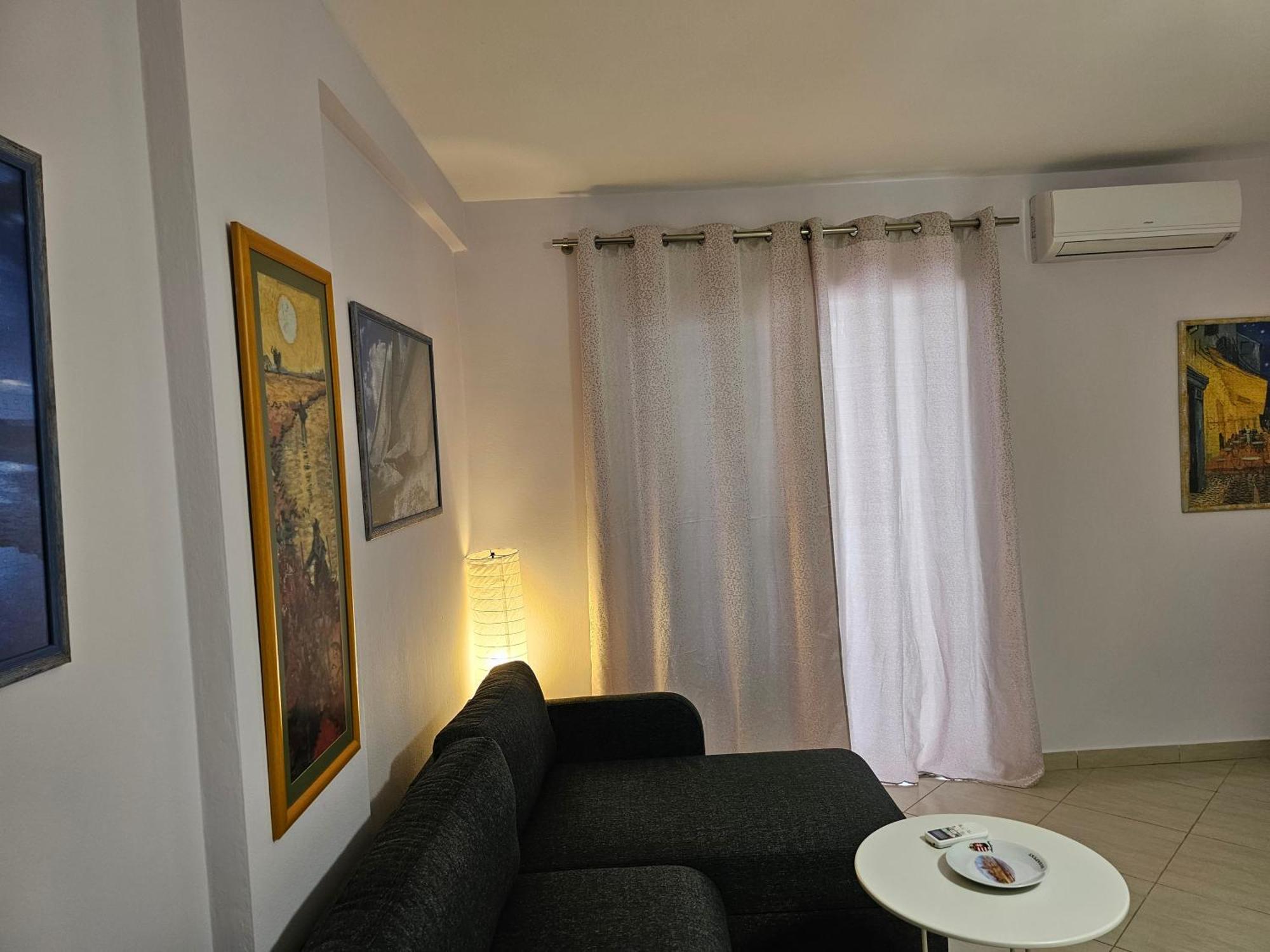 Bral Apartments 8 Two-Bedroom Beachfront Durrës 外观 照片