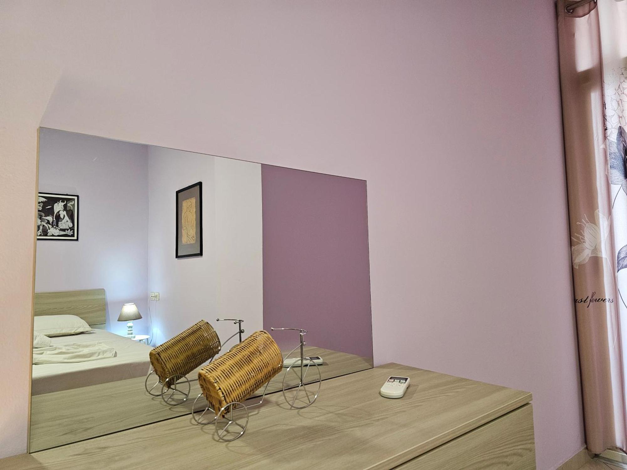 Bral Apartments 8 Two-Bedroom Beachfront Durrës 外观 照片